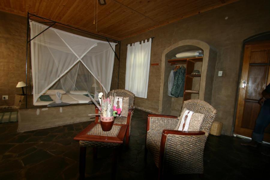 Fort Sesfontein Lodge & Safaris Exterior photo